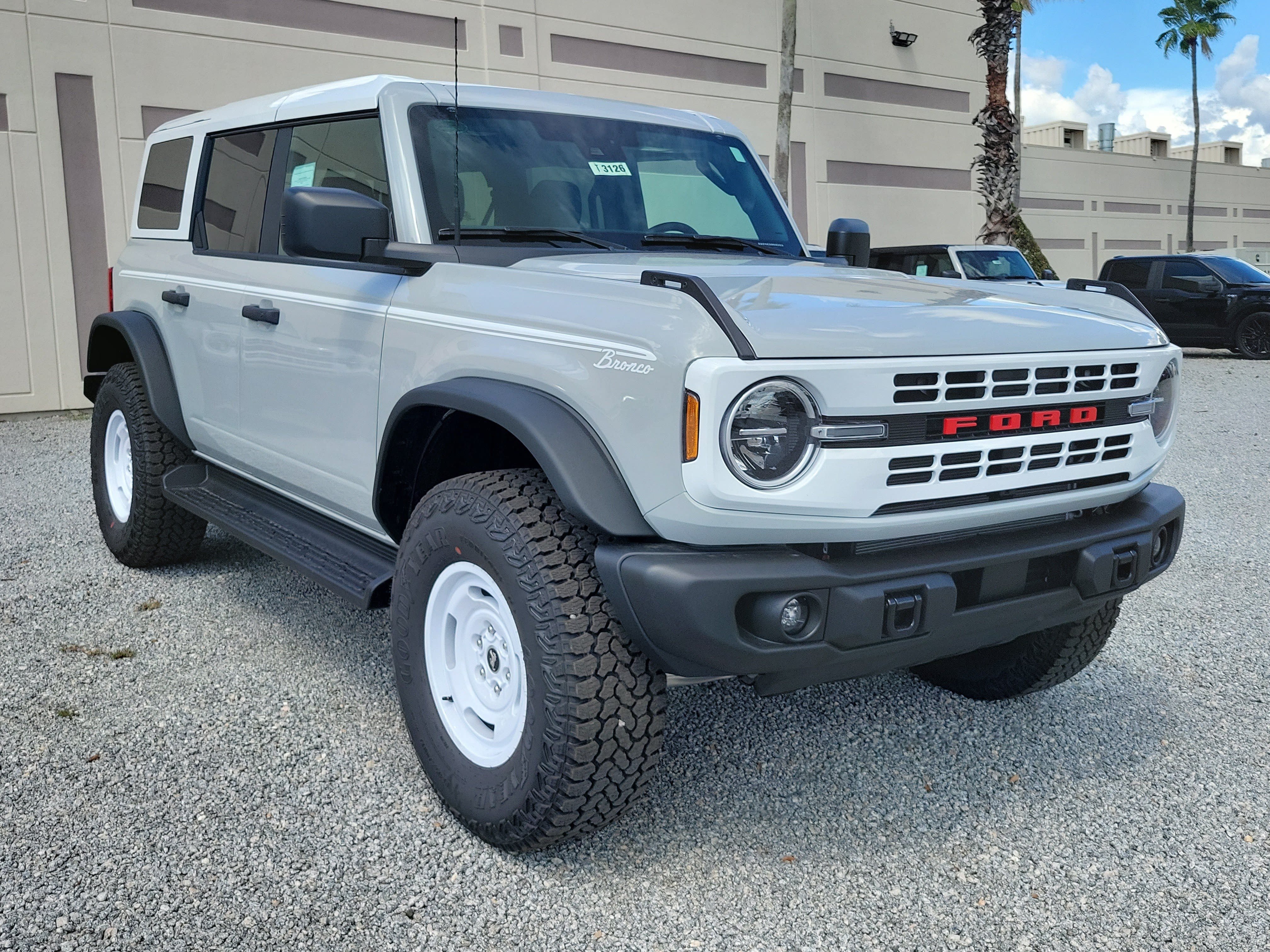 New 2026 Ford Bronco Heritage Edition AWD/4WD image 2