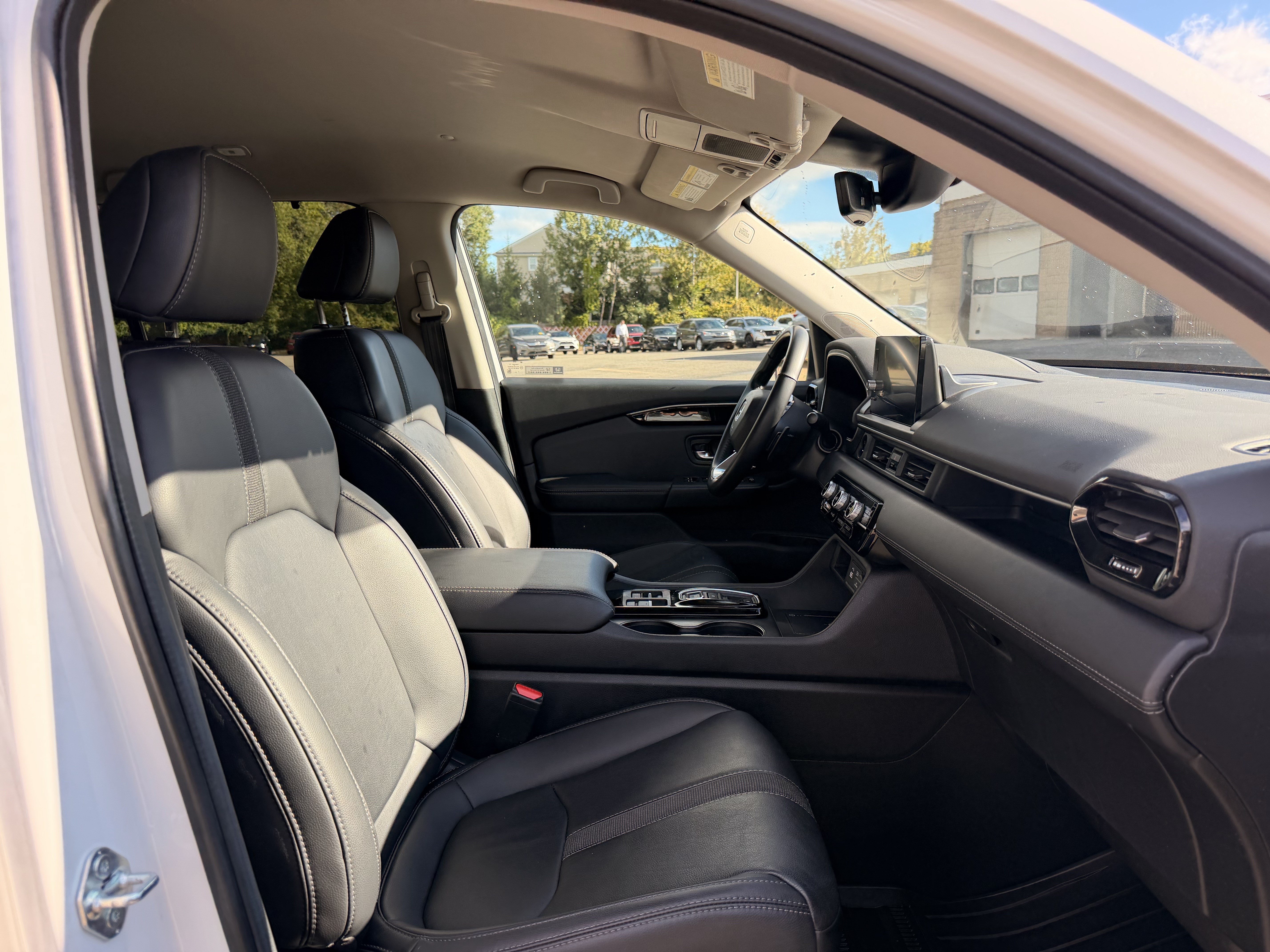 Used 2023 Honda Pilot EX-L image 15