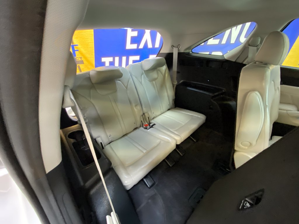 Used 2025 Kia Sorento SX FWD image 30