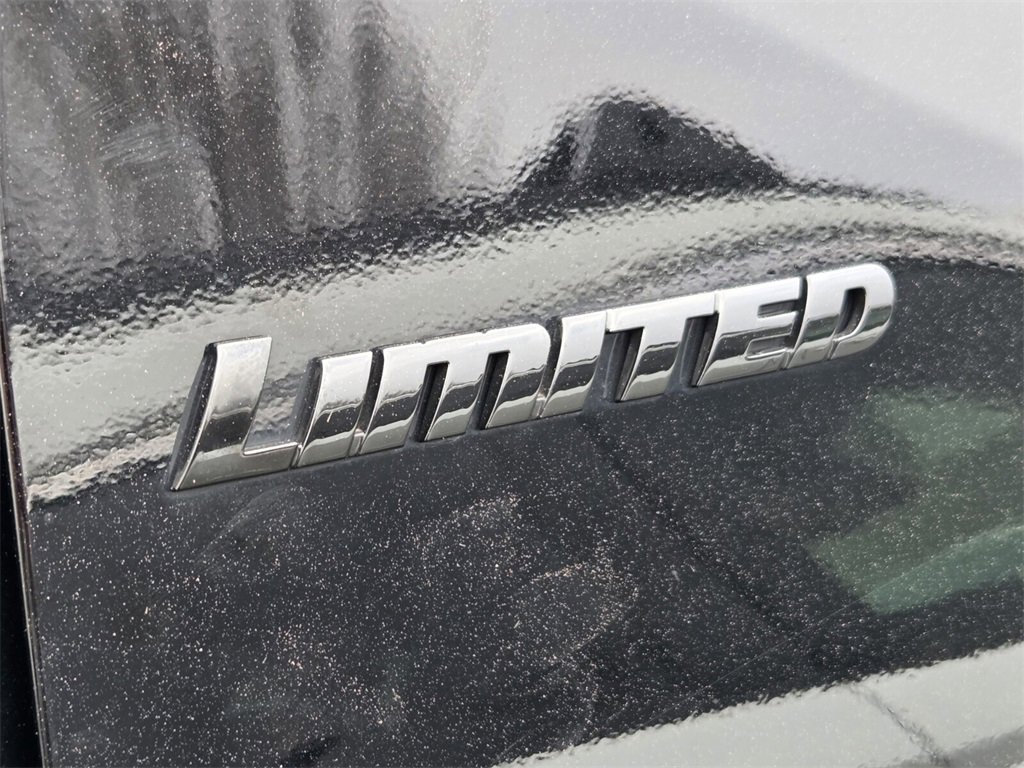 Used 2023 Toyota Tacoma Limited w/ Nightshade Package image 7