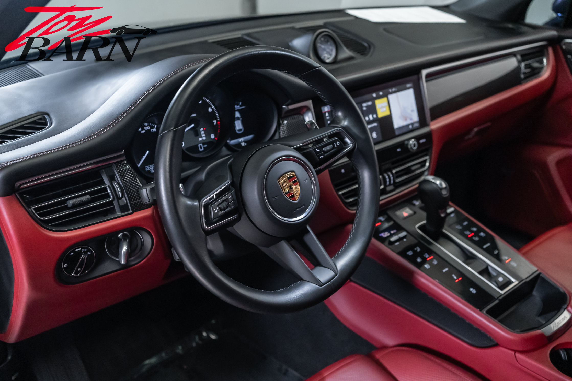 Used 2024 Porsche Macan S AWD/4WD image 24