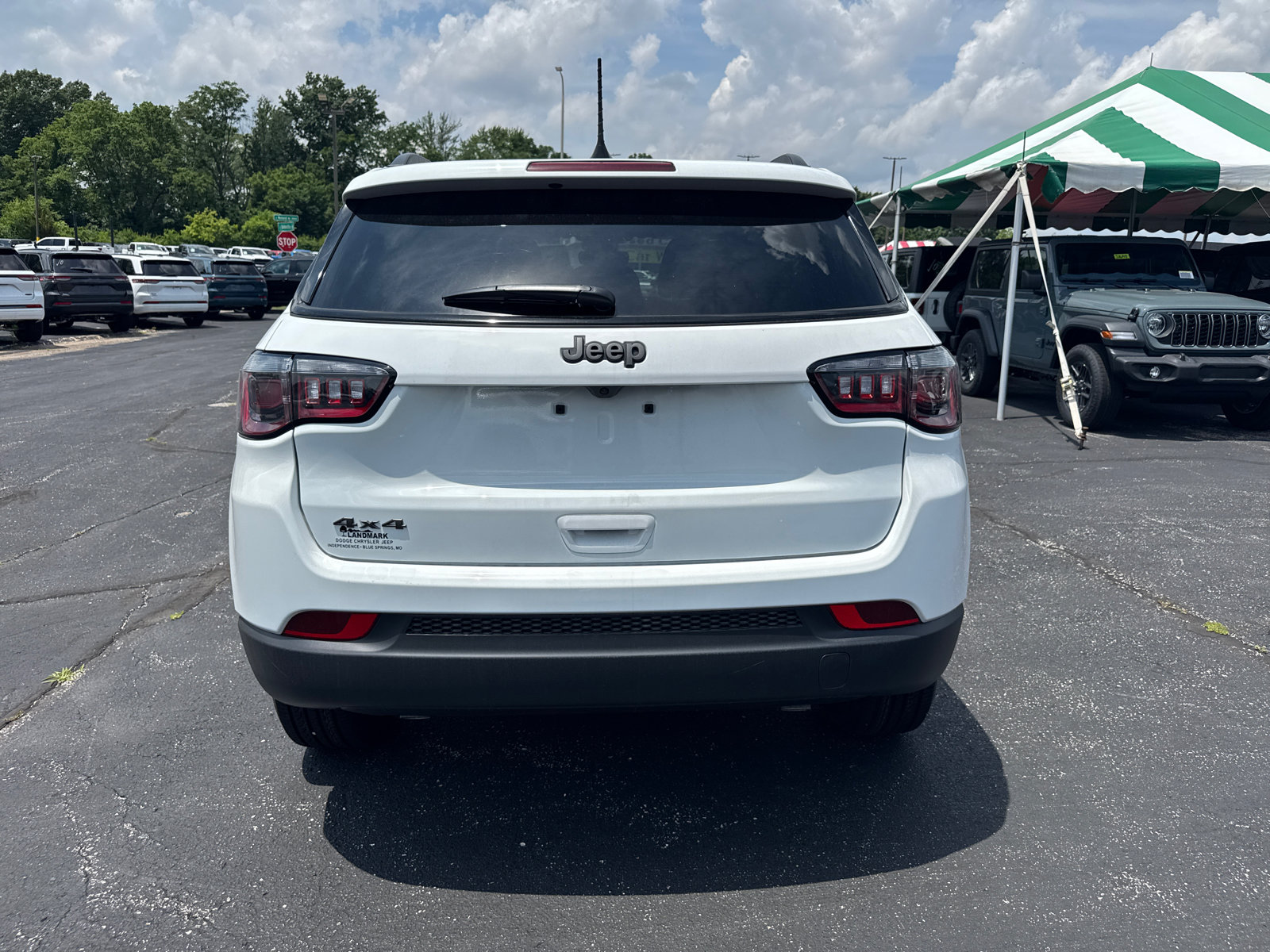 New 2026 Jeep Compass Latitude AWD/4WD image 4