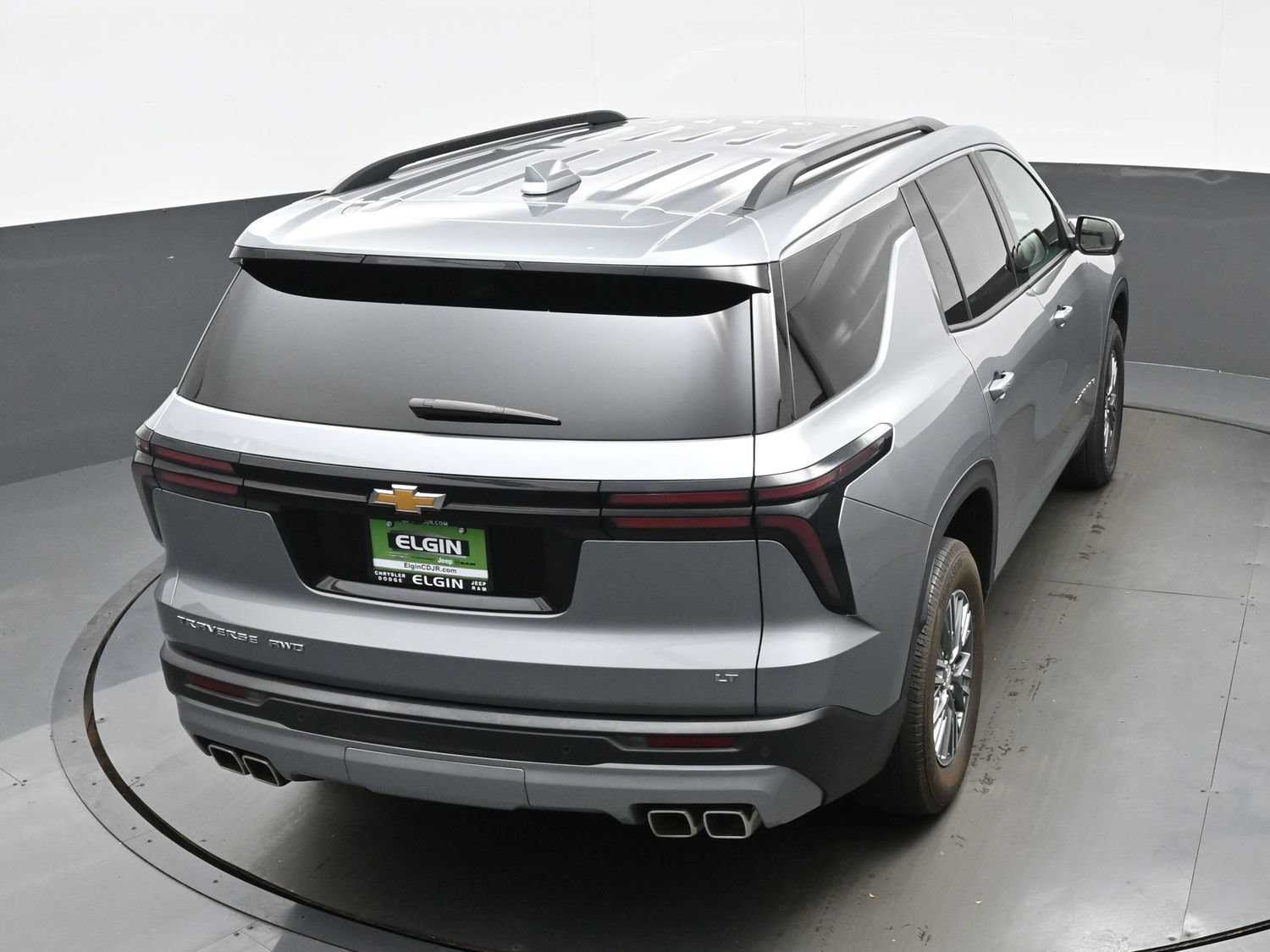 Used 2024 Chevrolet Traverse LT AWD/4WD image 40