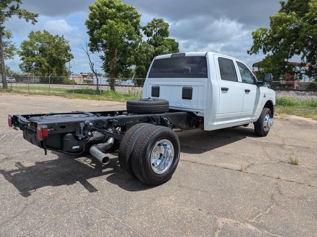 New 2026 RAM 3500 Tradesman w/ Chrome Appearance Group A AWD/4WD image 4