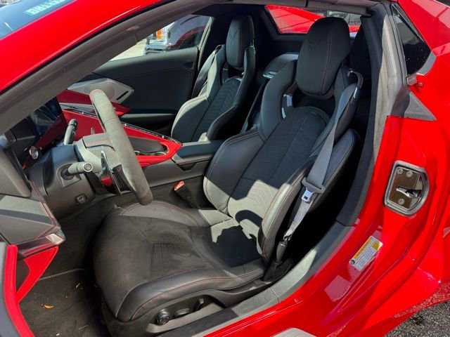 Used 2024 Chevrolet Corvette Stingray Premium Conv w/ Z51 Performance Package image 12