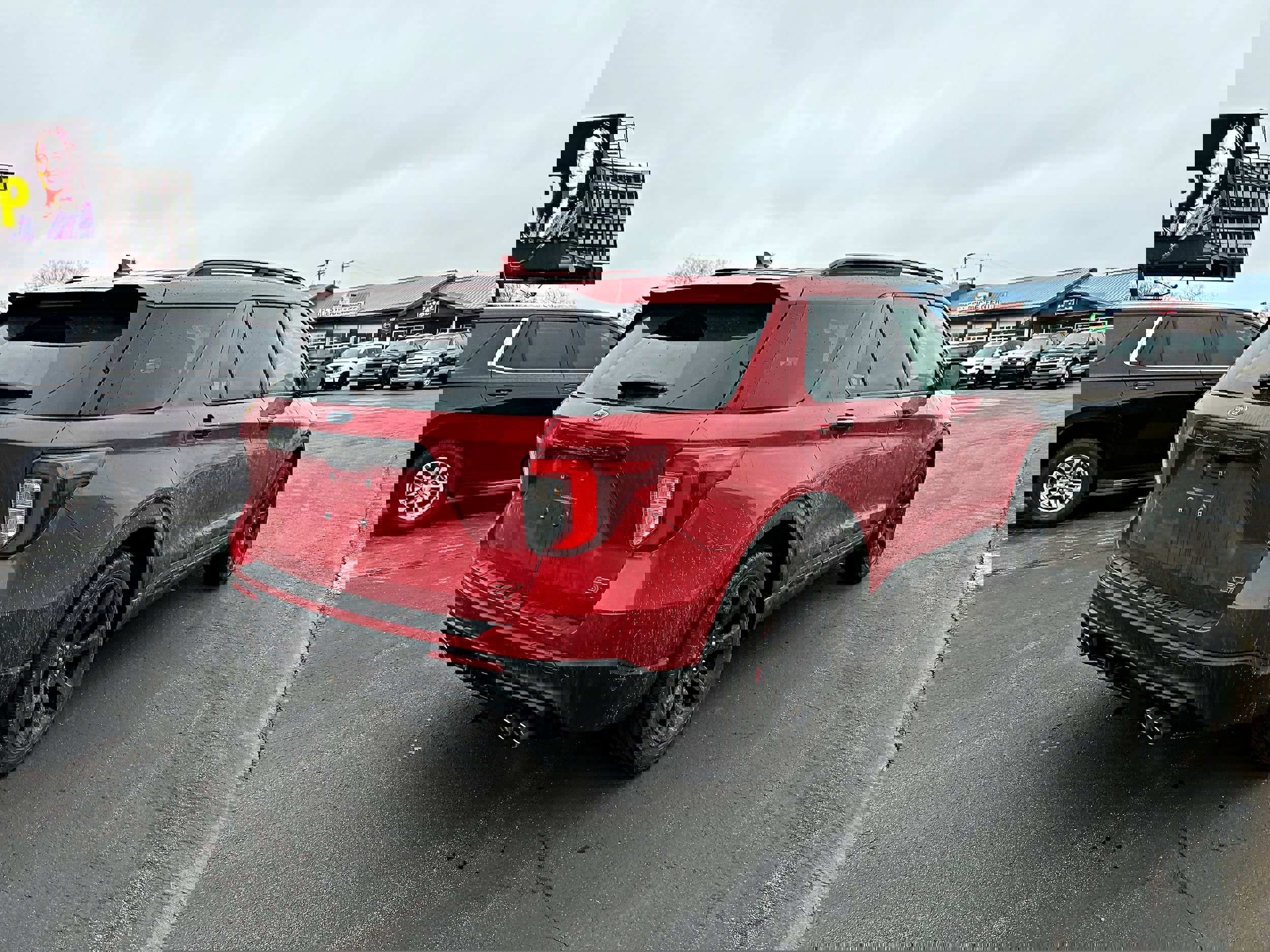 Used 2020 Ford Explorer ST w/ ST Street Pack image 9