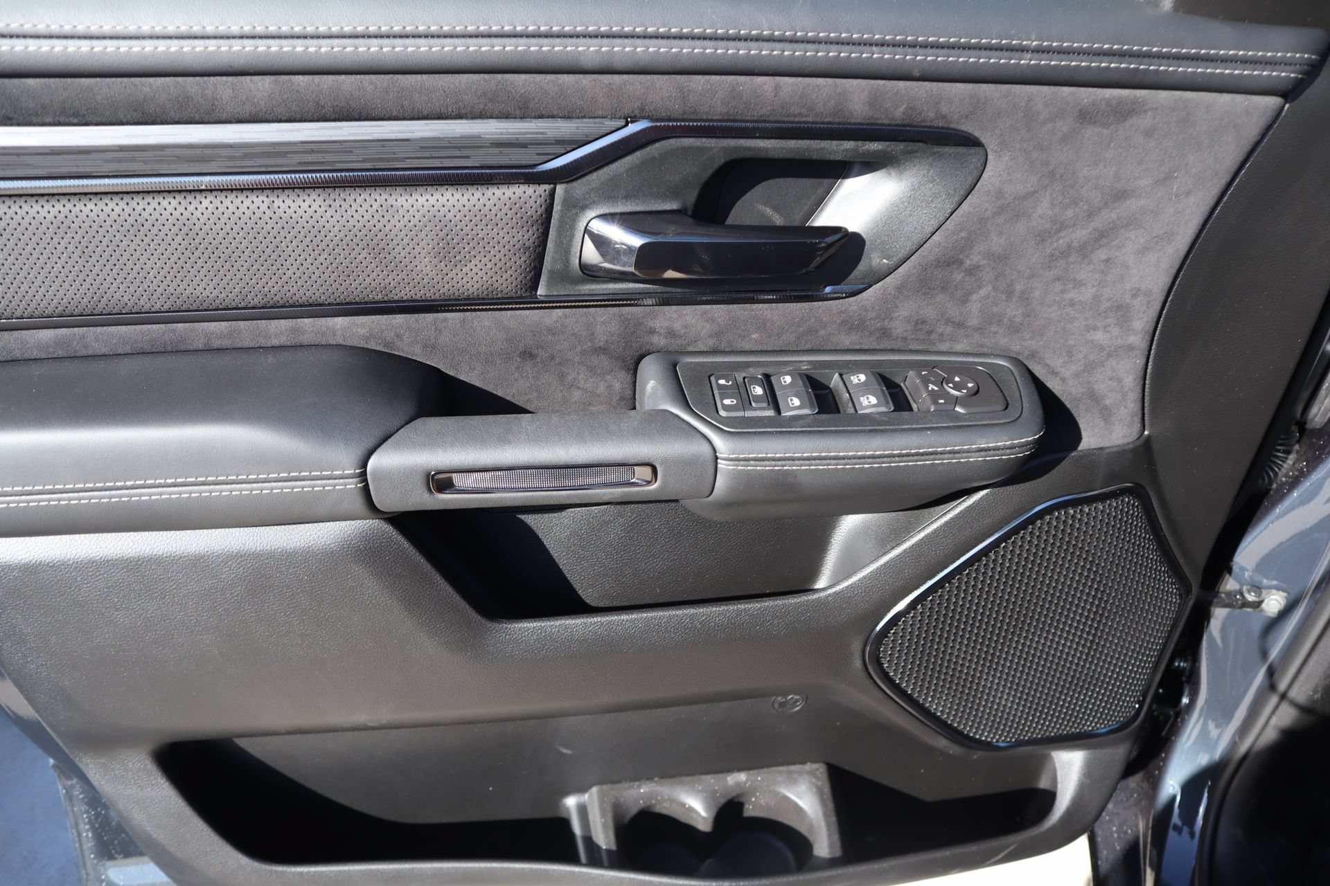 New 2026 RAM 1500 RHO AWD/4WD image 17