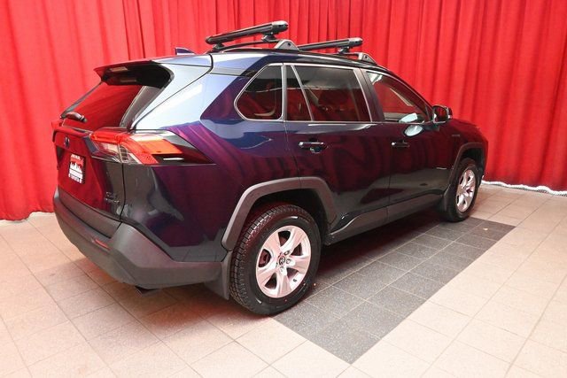 Used 2021 Toyota RAV4 XLE image 5