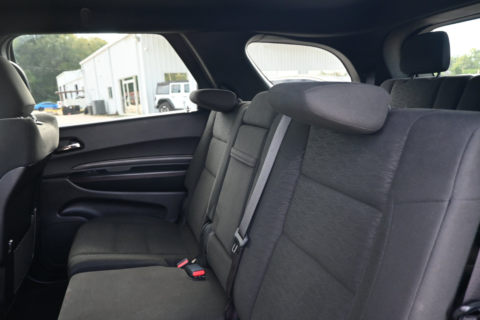 Used 2025 Dodge Durango GT AWD/4WD image 23