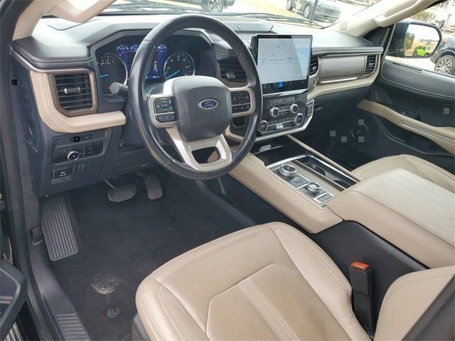 Used 2024 Ford Expedition Max Limited image 5
