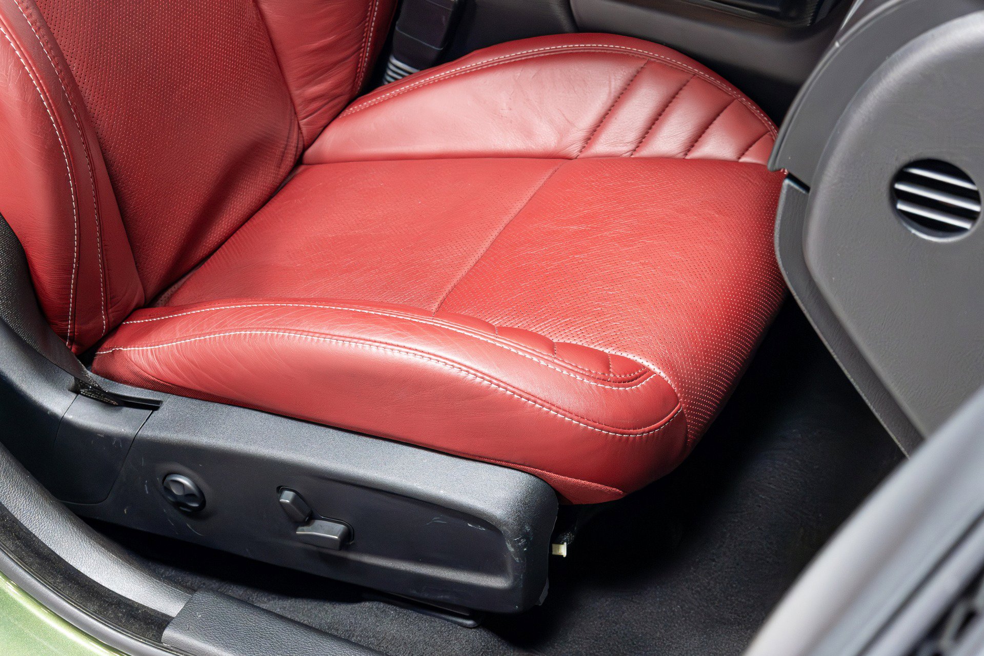 Used 2021 Dodge Charger SRT Hellcat image 26