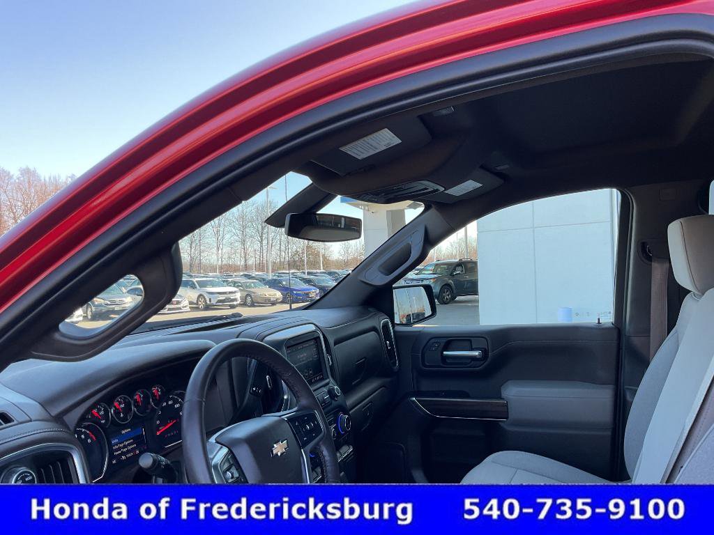 Used 2022 Chevrolet Silverado 1500 LT image 24