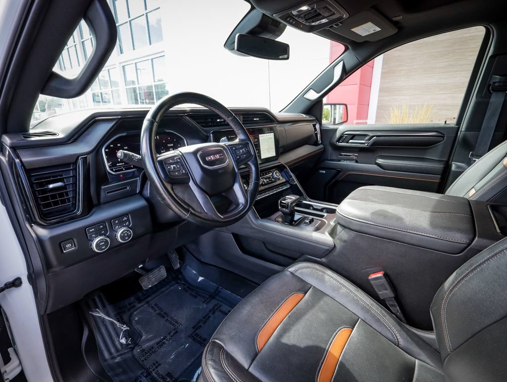 Used 2023 GMC Sierra 1500 AT4 w/ AT4 Preferred Package AWD/4WD image 12