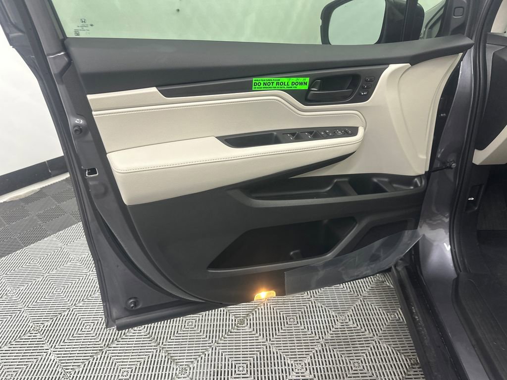 New 2026 Honda Odyssey EX-L image 11