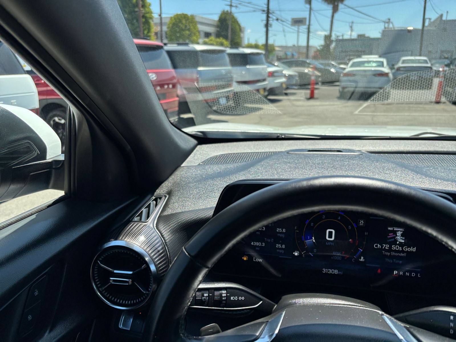 Used 2025 Chevrolet Equinox LT FWD image 34