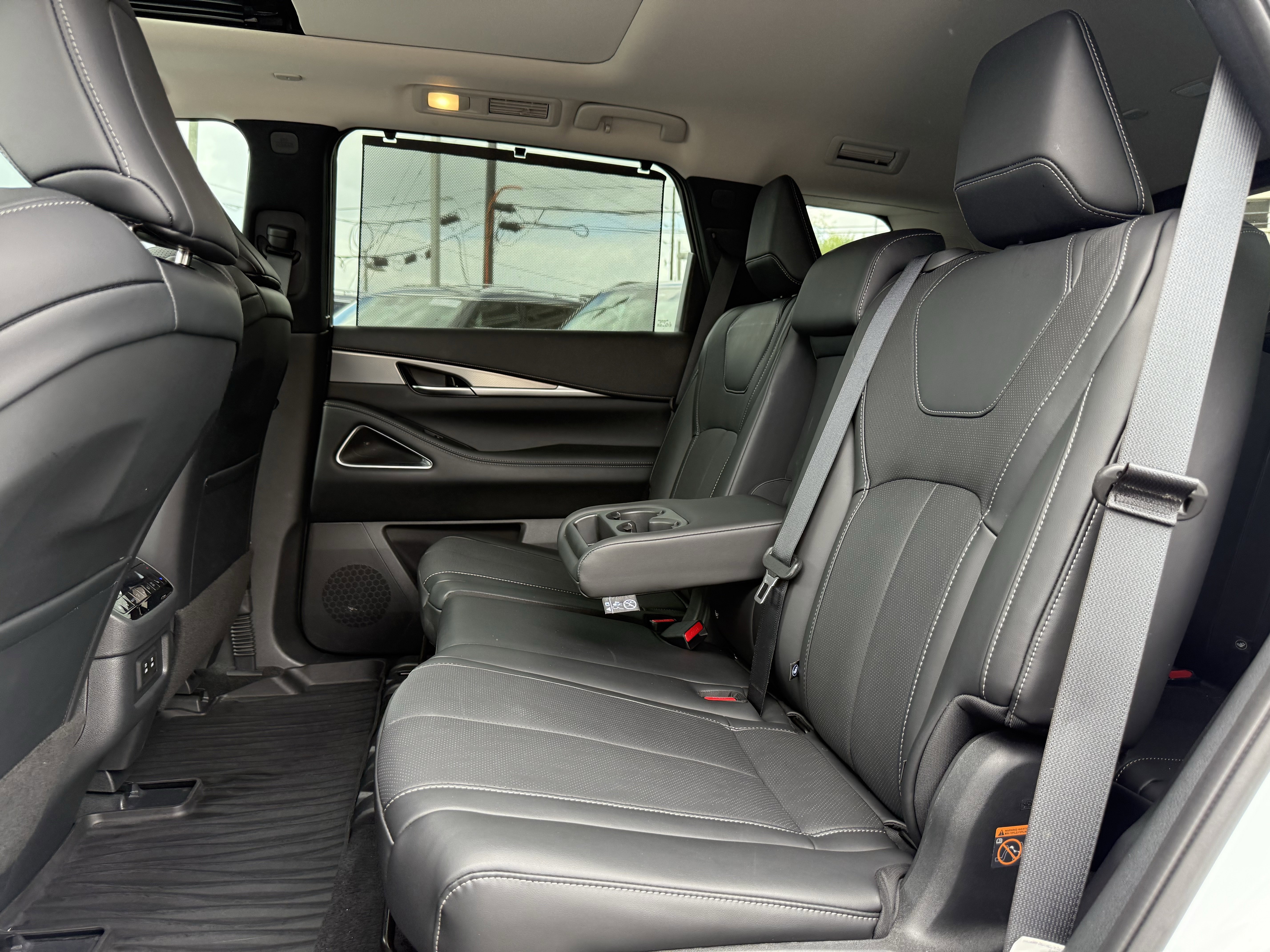Certified 2026 INFINITI QX60 Luxe w/ Cargo Package image 16