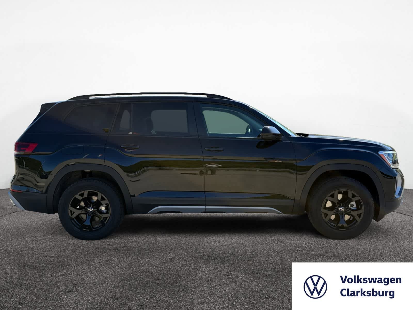 New 2026 Volkswagen Atlas Peak Edition image 6