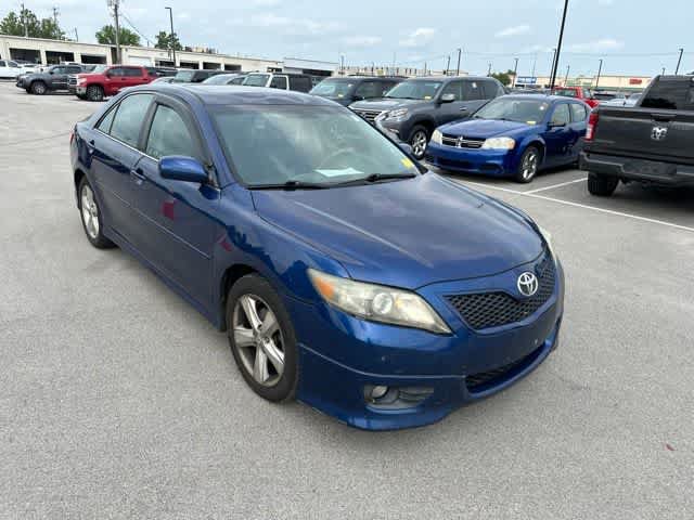 Used 2011 Toyota Camry SE w/ SE Extra-Value Pkg #1 FWD image 18