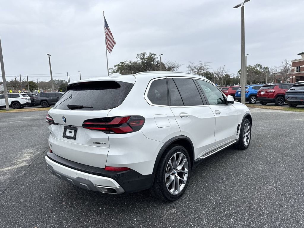 Used 2024 BMW X5 sDrive40i image 3