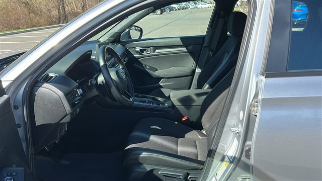 Used 2025 Honda Civic Sport image 9