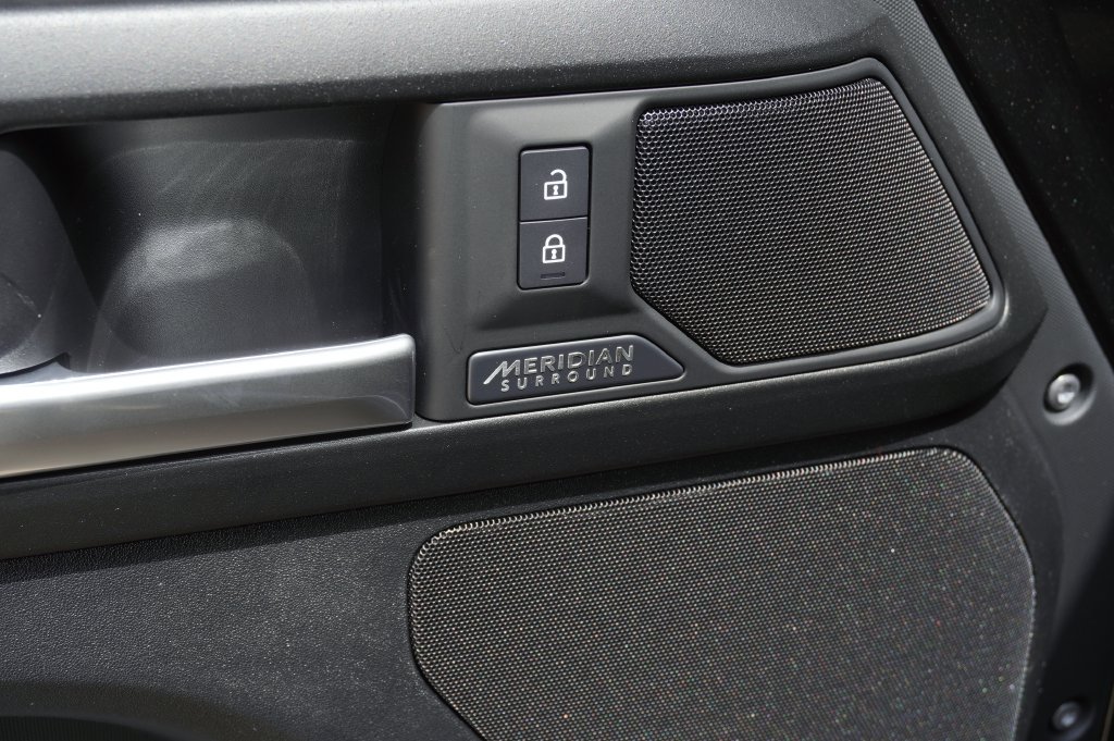 New 2026 Land Rover Defender 130 X AWD/4WD image 12