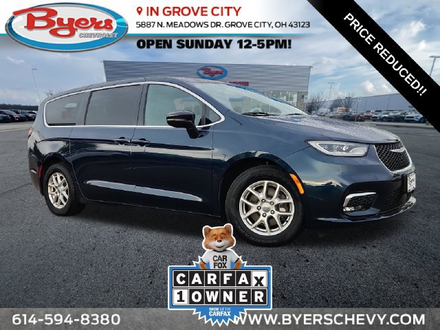 Used 2024 Chrysler Pacifica Touring