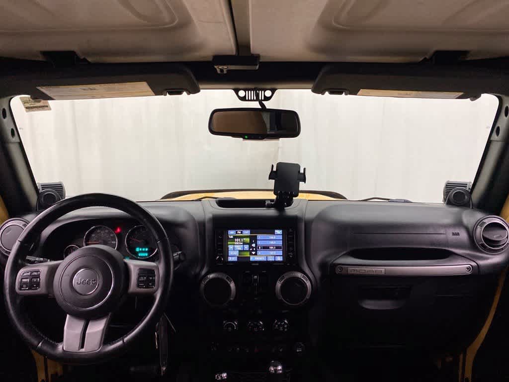 Used 2013 Jeep Wrangler Unlimited Sahara AWD/4WD image 12