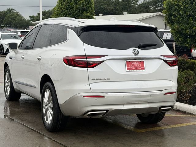 Used 2020 Buick Enclave Premium w/ Sun and Sites Package FWD image 5