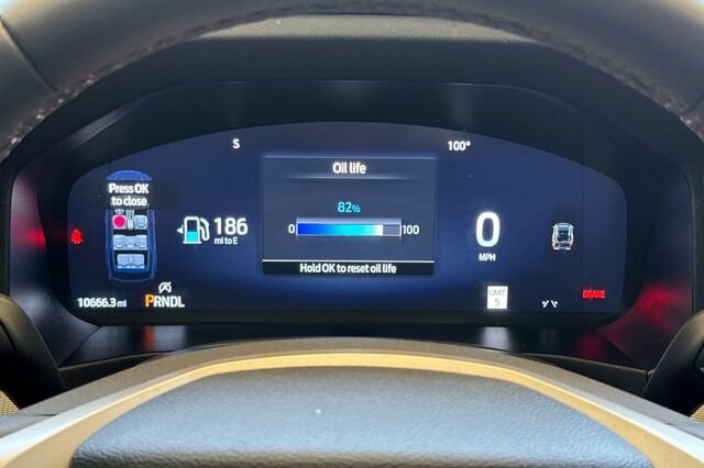 Used 2025 Ford Explorer Active RWD image 26