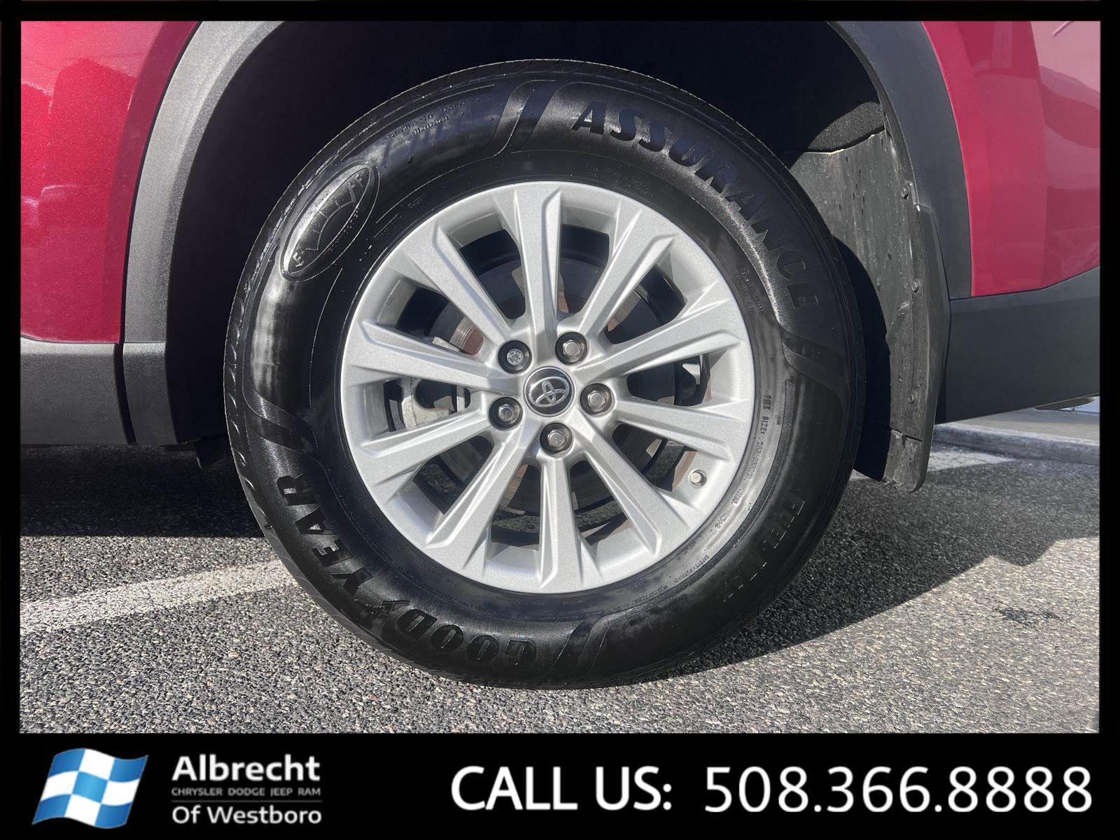 Used 2024 Toyota Grand Highlander XLE image 32