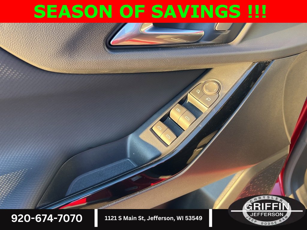 Used 2025 Chevrolet Equinox LT image 19