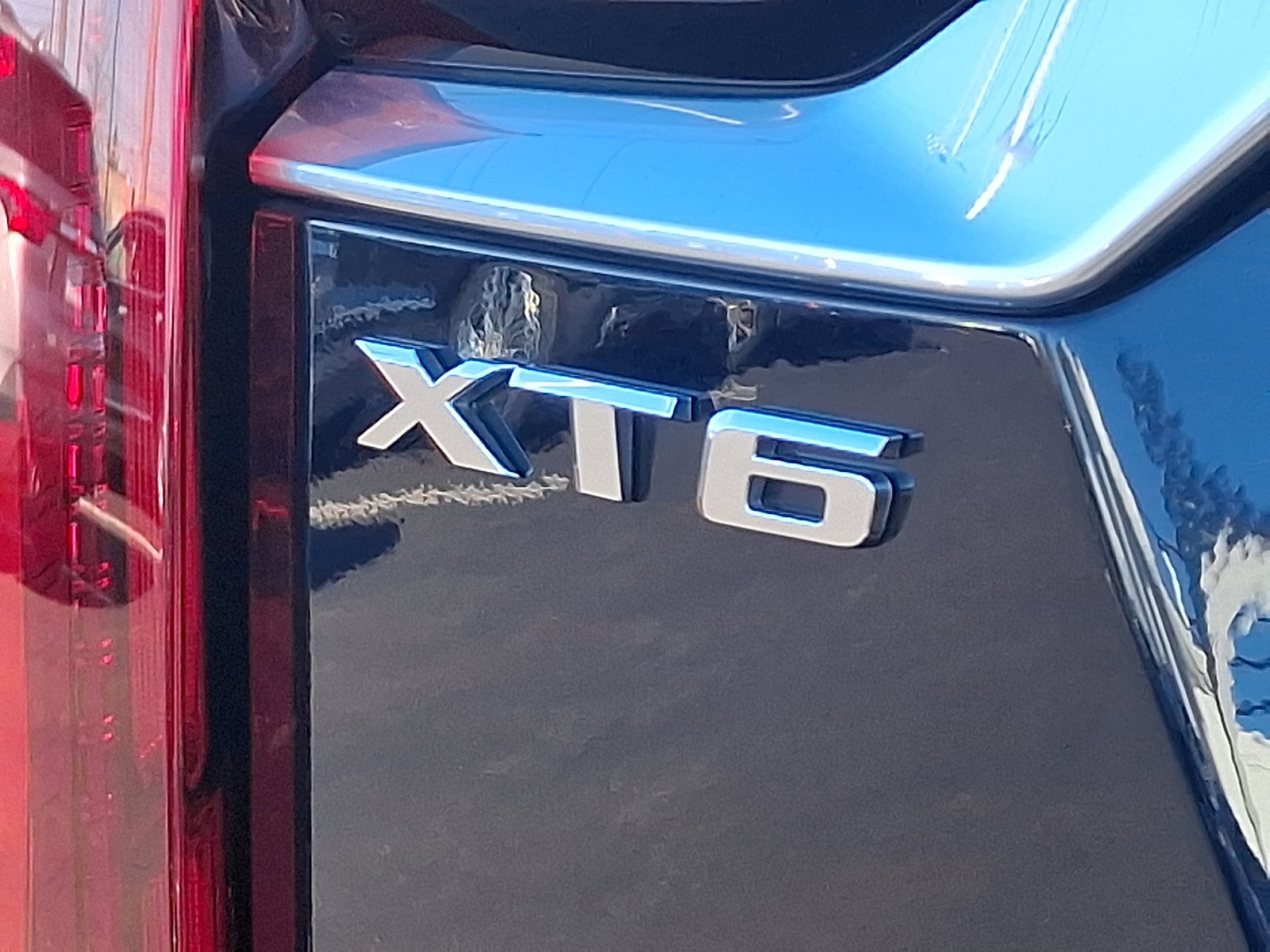 Certified 2022 Cadillac XT6 Premium Luxury w/ Technology Package image 30