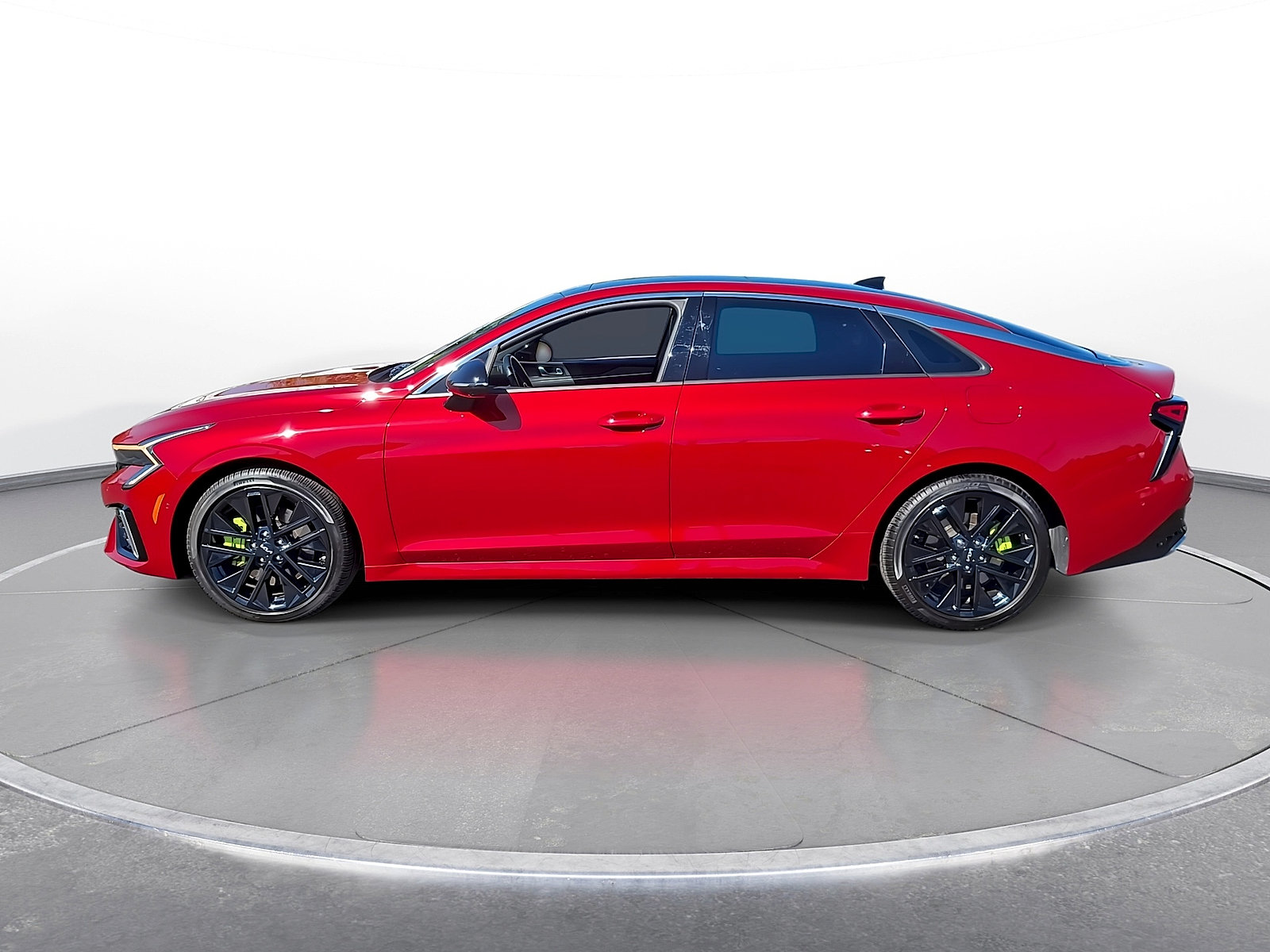 Used 2025 Kia K5 GT w/ GT1 Package FWD image 5
