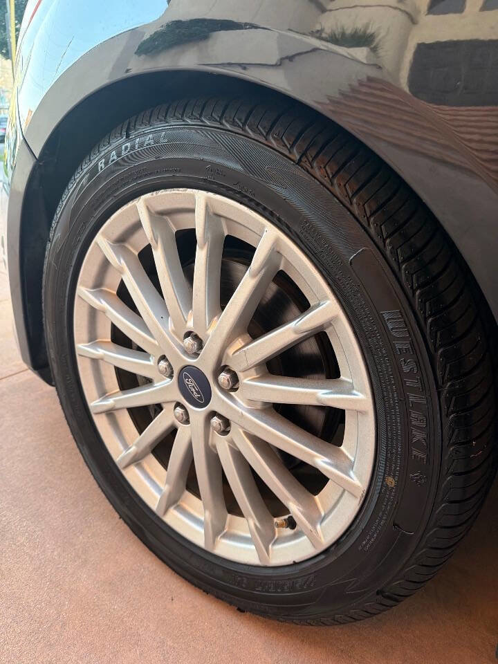 Used 2013 Ford C-MAX Energi SEL image 45