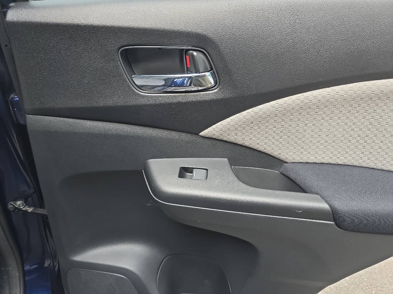 Used 2015 Honda CR-V EX image 18