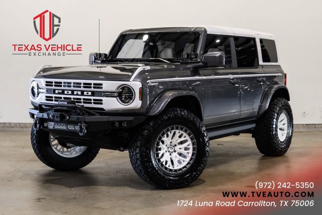 Used 2025 Ford Bronco Heritage Edition image 1