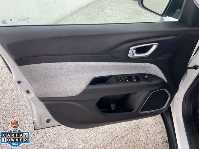 Used 2023 Jeep Compass Latitude AWD/4WD image 15