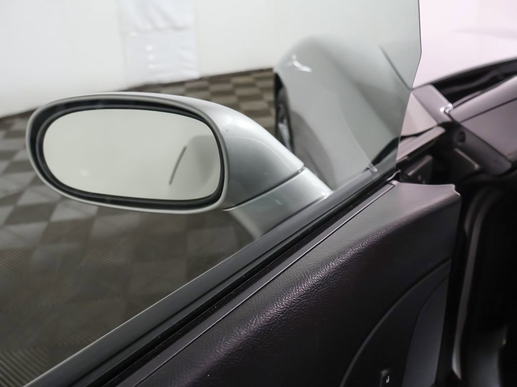 Used 2007 Chevrolet Corvette Convertible w/ Preferred Equipment Group RWD image 24