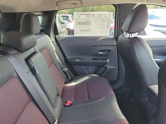 New 2026 Nissan Kicks SR FWD image 27