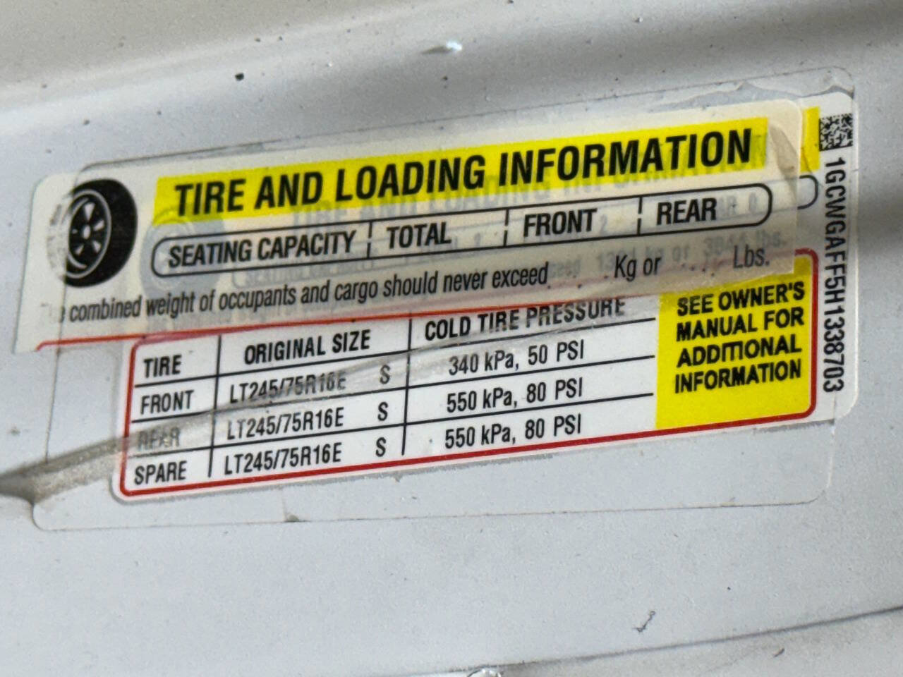 Used 2017 Chevrolet Express 2500 image 85