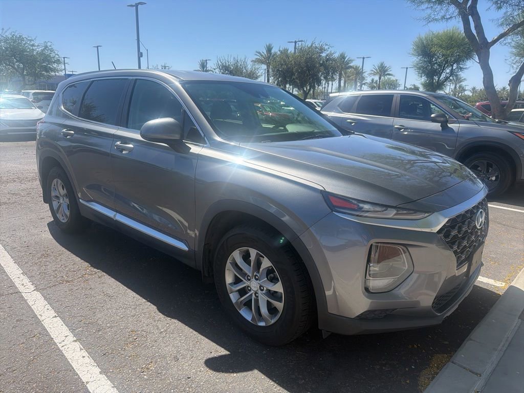 Used 2019 Hyundai Santa Fe SE FWD image 3