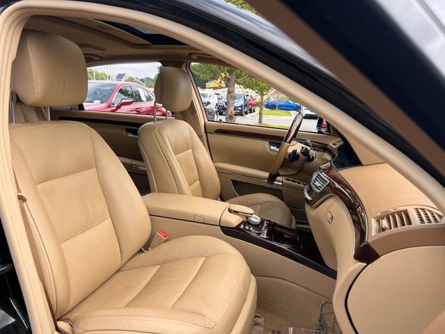 Used 2012 Mercedes-Benz S 400 image 35