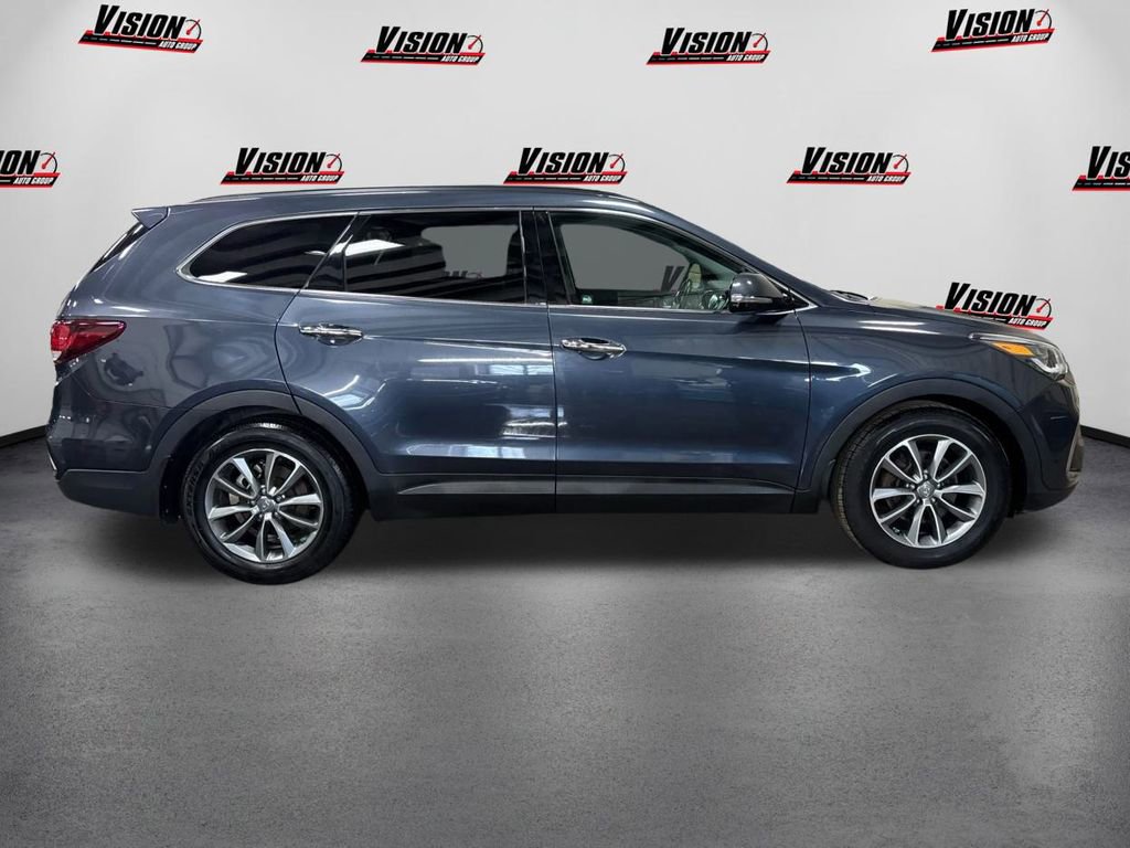 Used 2017 Hyundai Santa Fe SE w/ SE Premium Package 02 image 4
