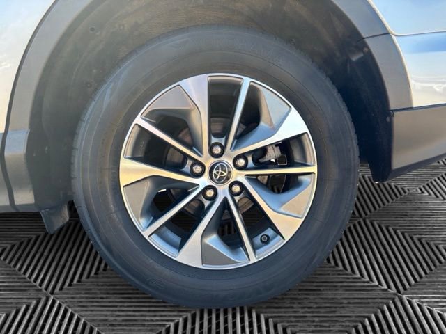 Used 2016 Toyota RAV4 XLE AWD/4WD image 31