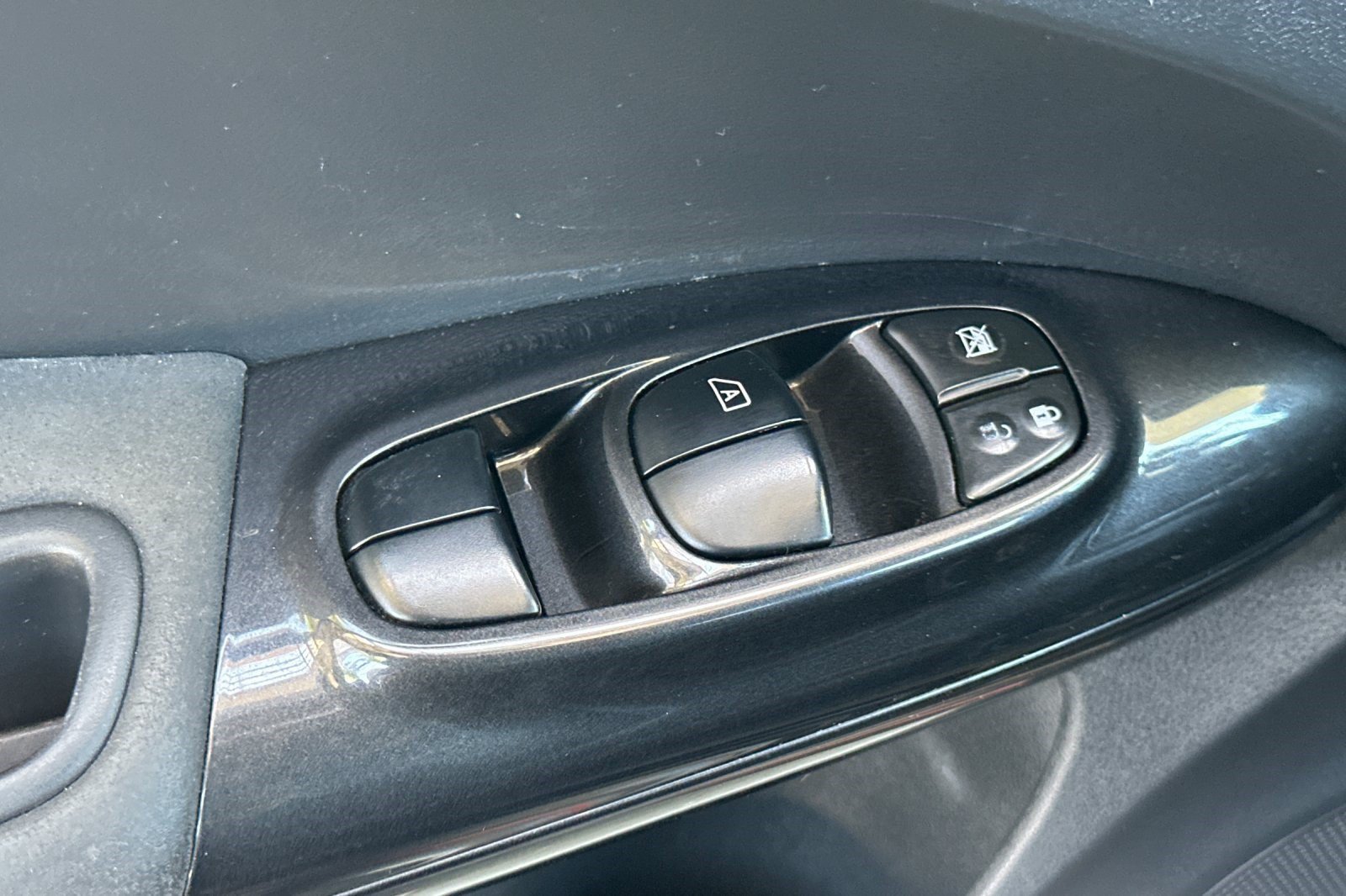 Used 2013 Nissan Juke NISMO AWD/4WD image 14