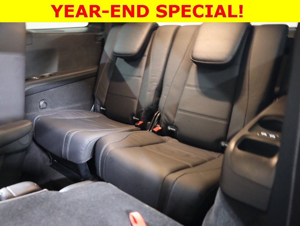 Used 2025 Mercedes-Benz GLS 450 4MATIC image 34