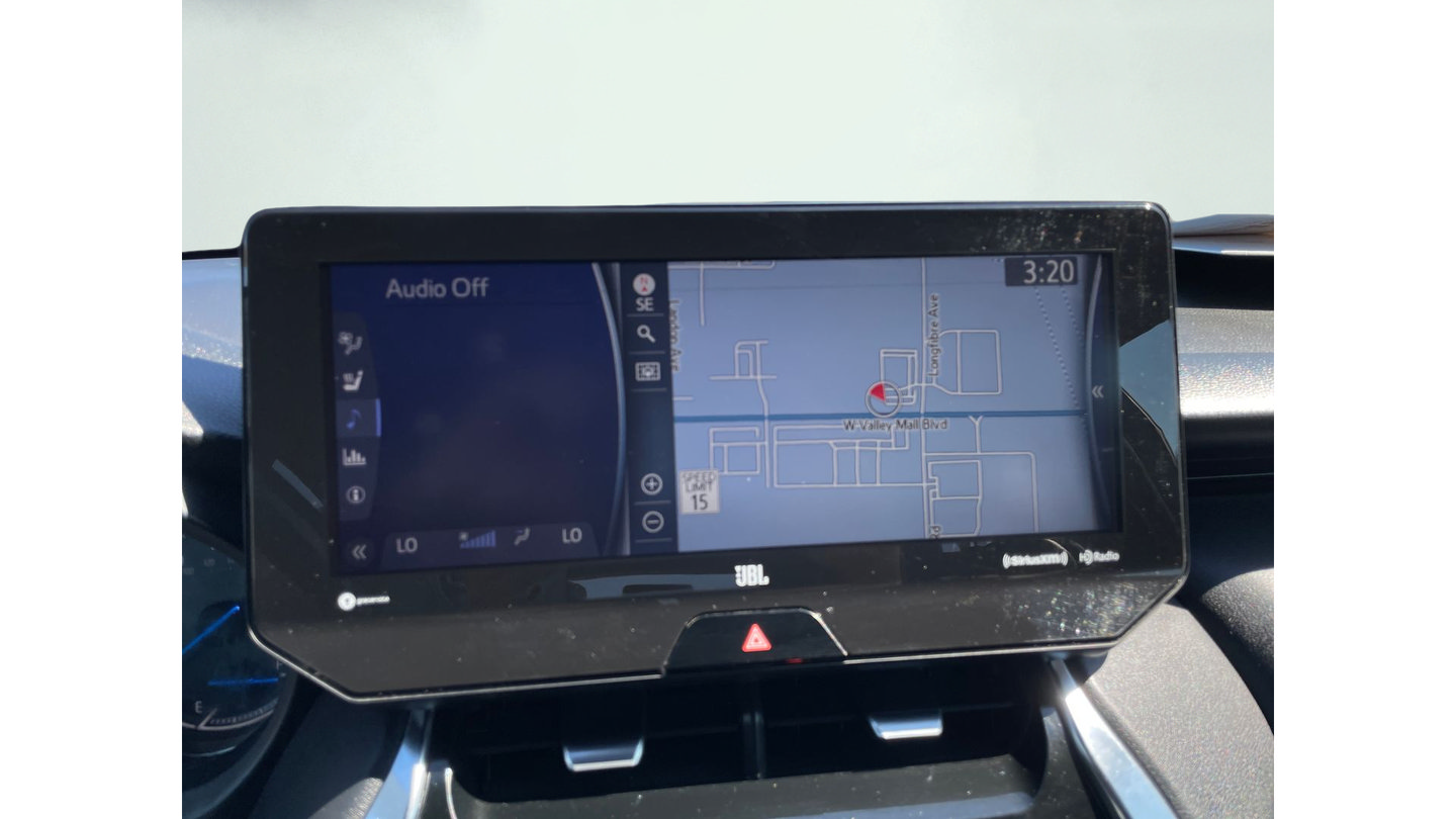Certified 2021 Toyota Venza XLE w/ Softex Package AWD/4WD image 21