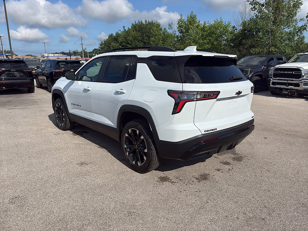 New 2027 Chevrolet Equinox RS FWD image 3