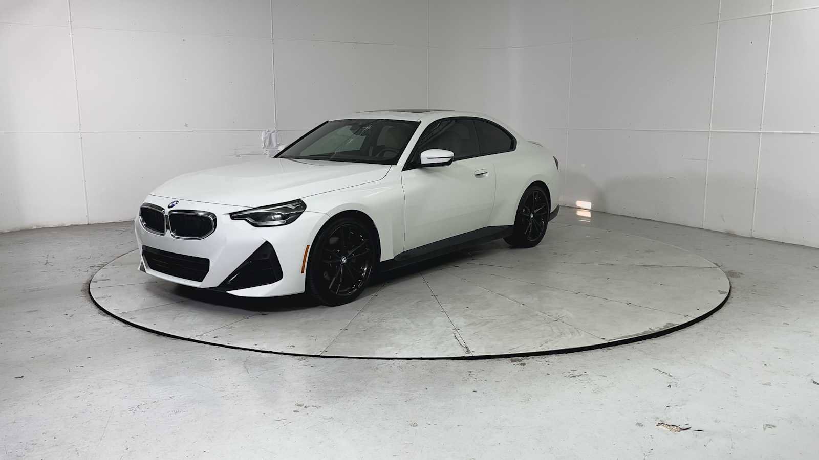 Used 2023 BMW 230i 230i w/ M Sport Package image 6