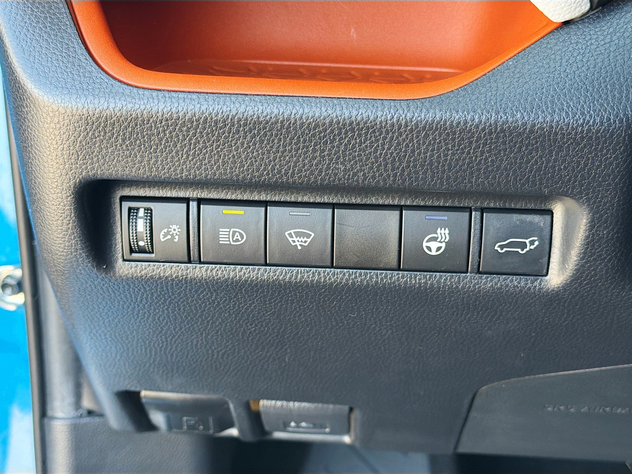 Used 2019 Toyota RAV4 Adventure w/ Cold Weather Package image 33